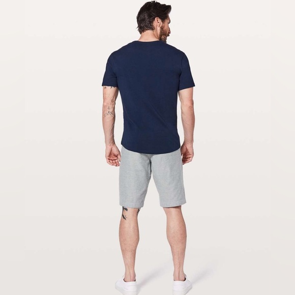 Lululemon Commission Relaxed Short Qwick Oxford Light Gray Sz 36  Flat Front - Picture 4 of 15